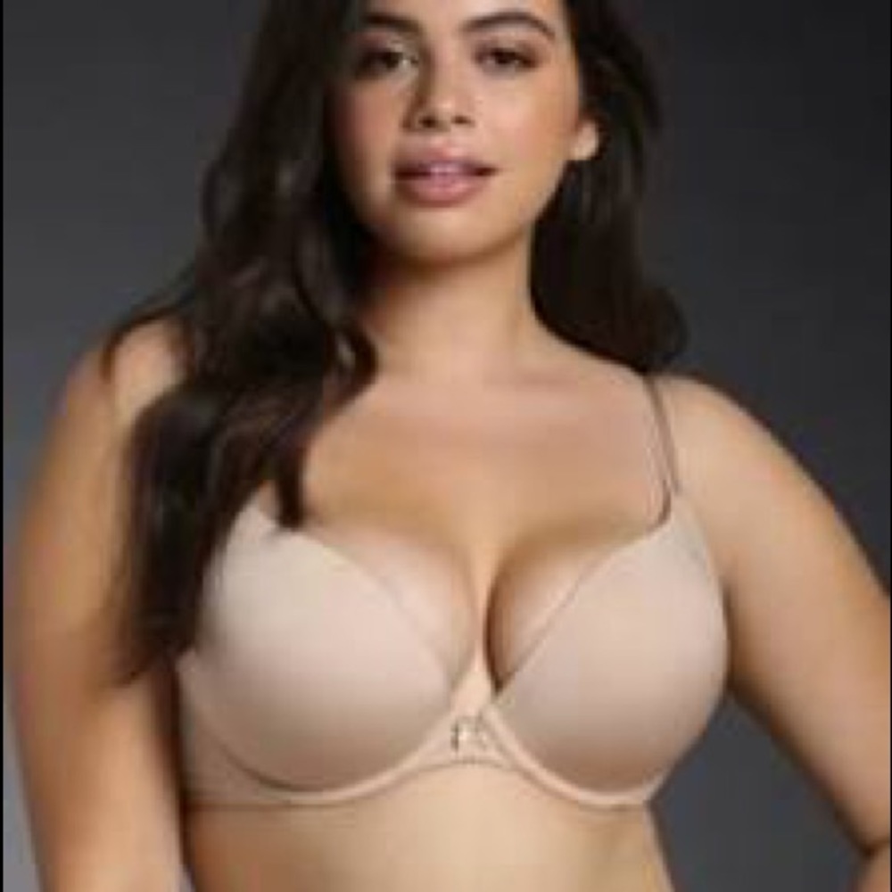 Torrid Push Up Plunge Bra 38B Nude NWT